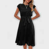 Ana | Vestido corto de manga corta plisado y casual