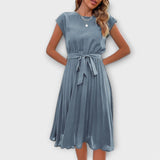 Ana | Vestido corto de manga corta plisado y casual