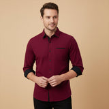La Camisa de Hombre Gorizia con Botones y Detalles en Contraste