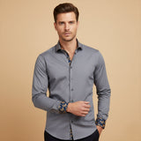 La Camisa de Vestir de Manga Larga de Algodón Satinado a Medida para Hombre Mayfair - Gris